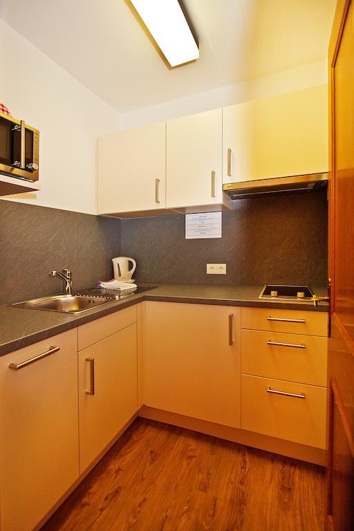 Ferienwohnungen Appartements Patscheider Finkenberg Bilik gambar